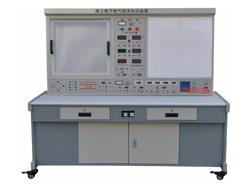 上海振霖教學設(shè)備公司生產(chǎn)的ZLCB-822型電工電子技術(shù)實訓裝置可提供大中專院校和相關(guān)職業(yè)學校的電子、電氣等相關(guān)專業(yè)的實訓及能力考核。